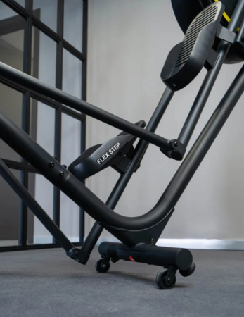 Эллиптический тренажёр заднеприводный   Altezani 